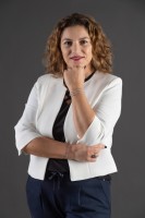 Sunt un om! Un psihoterapeut pasionat de oameni, de profunzimea fiin?ei umane. Sunt un om! Un psihoterapeut pasionat de oameni, de profunzimea fiin?ei umane.