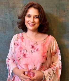 Elena Mănescu